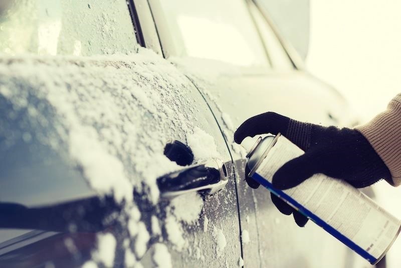 9 Tricks to Keep Your Car Functioning in Freezing Temperatures