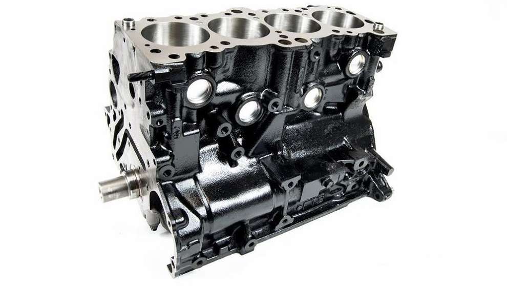 Контрактный двигатель Mitsubishi 4G63: технические характеристики