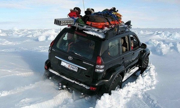 Ночевка в автомобиле зимой в 10 градусный мороз и самодельная печка 