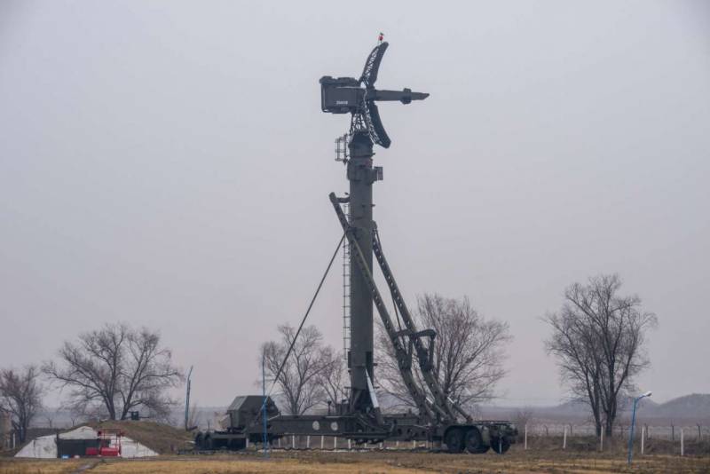 Основа наземного сегмента ПВО РФ в 1990-е годы. ЗРС С-300ПТ, С-300ПС и С-300ПМ