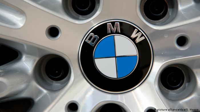 Эмблема BMW