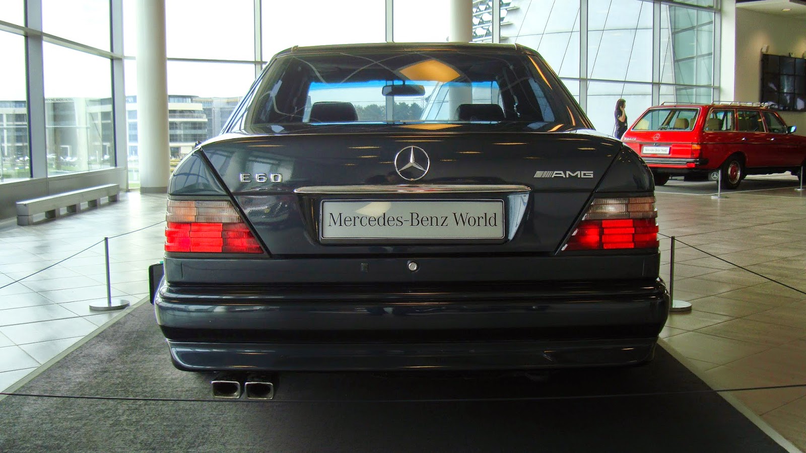 Mercedes_w124_e60_amg_limited-edition_6